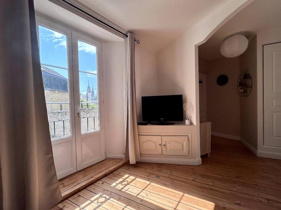 Apartment Le Cocon Bayeusain X Parking By Melrose Bayeux