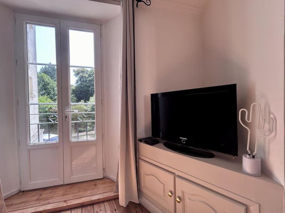 Apartment Le Cocon Bayeusain X Parking By Melrose